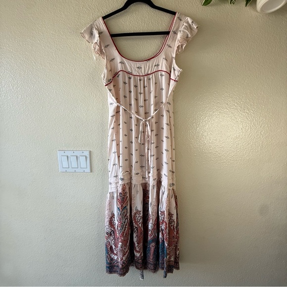 Band of Gypsies Women's Loose Boho Maxi Flutter Sleeve Paisley Dress - Picture 6 of 9